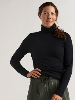 Women's Long Sleeve Ribbed Turtleneck: Headlands