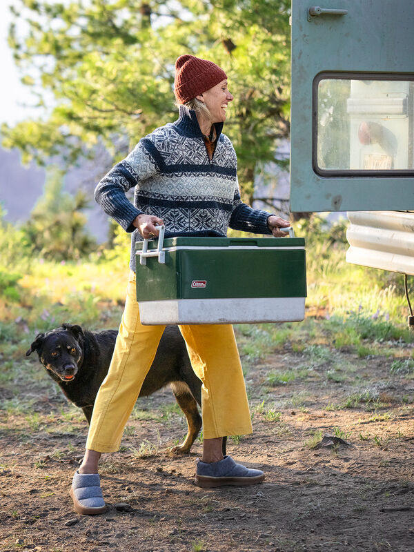 Women’s Snowcat 1/4 Zip Washable Wool Blend Pullover Sweater